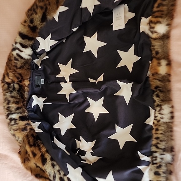 Mother Cropped Leopard Faux Fur Jacket - Picture 4 of 7